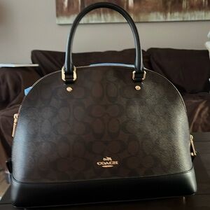 Coach handbag